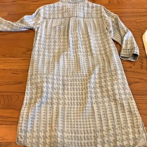 Foxcroft size small gray tunic/dress - Picture 6 of 6